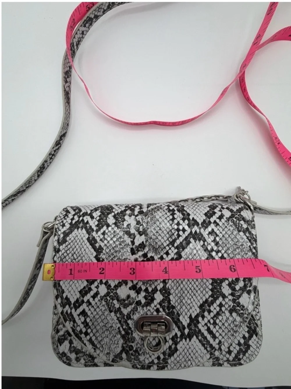 Urban Outfitters Snakeskin Crossbody Bag Small Black White Faux Leather Chain - Picture 6 of 9